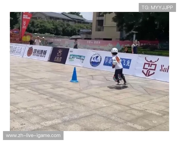 成都滑板队实力不凡在全国滑板速度排行榜中荣获第六名佳绩